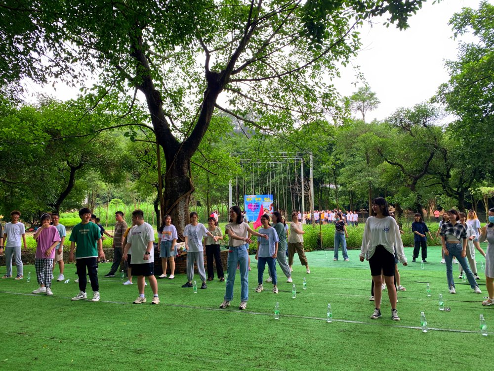 深圳通拓科技公司初夏踏青团建选择幸福港生态园